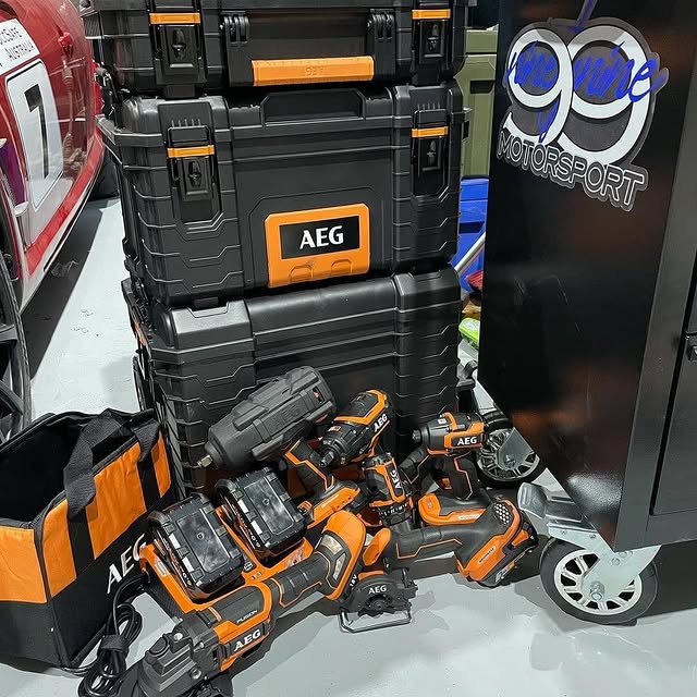When you've got a race team and workshop to run like ninety9motorsport, you can rely on aeg.onsite.au to ensure you have everything you need to perform at your peak 👌