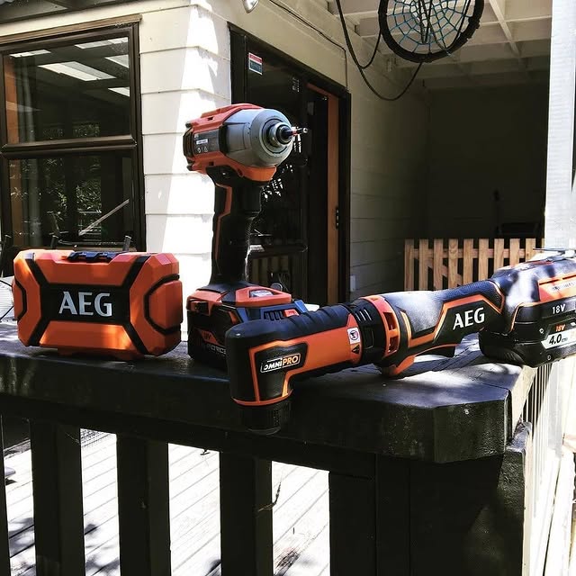 The AEG Brushless Multitool with a right angle drill head helped mytwoas get some pilot holes drilled in a tight spot, what more could you want!
​
​​​AEG’s Onsite Team is still delivering tools safely to where you’re working, even at a height! Shoot us a DM to get in touch! 📲