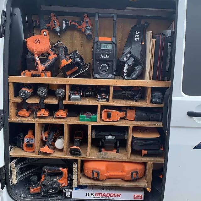 natechippy's setup is starting to look like one of our Onsite vans 👀 aeg.onsite.qld wish theirs was this neat though!
​
​​AEG’s Onsite Team is still delivering tools safely to where you’re working, shoot us a DM to get in touch! 📲