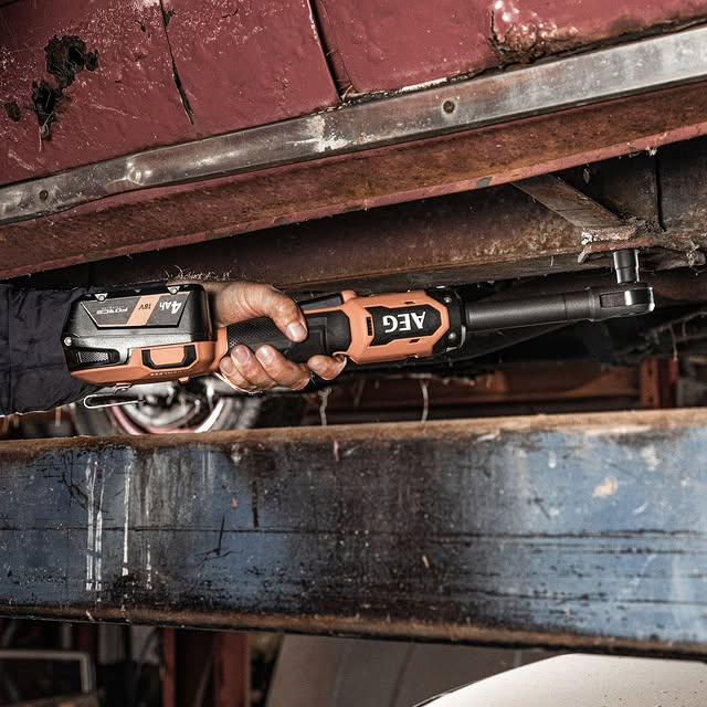 🔧Work Smarter with the NEW AEG 18V Brushless 3/8” Extended Reach Ratchet Wrench, perfect for those hard-to-reach areas.

Features 🤯
- Compact Brushless motor.
- Generate 74Nm of torque. 
- 156Nm of manual breaking torque.

Available at Bunnings or AEG Onsite. On Demand. 🤝