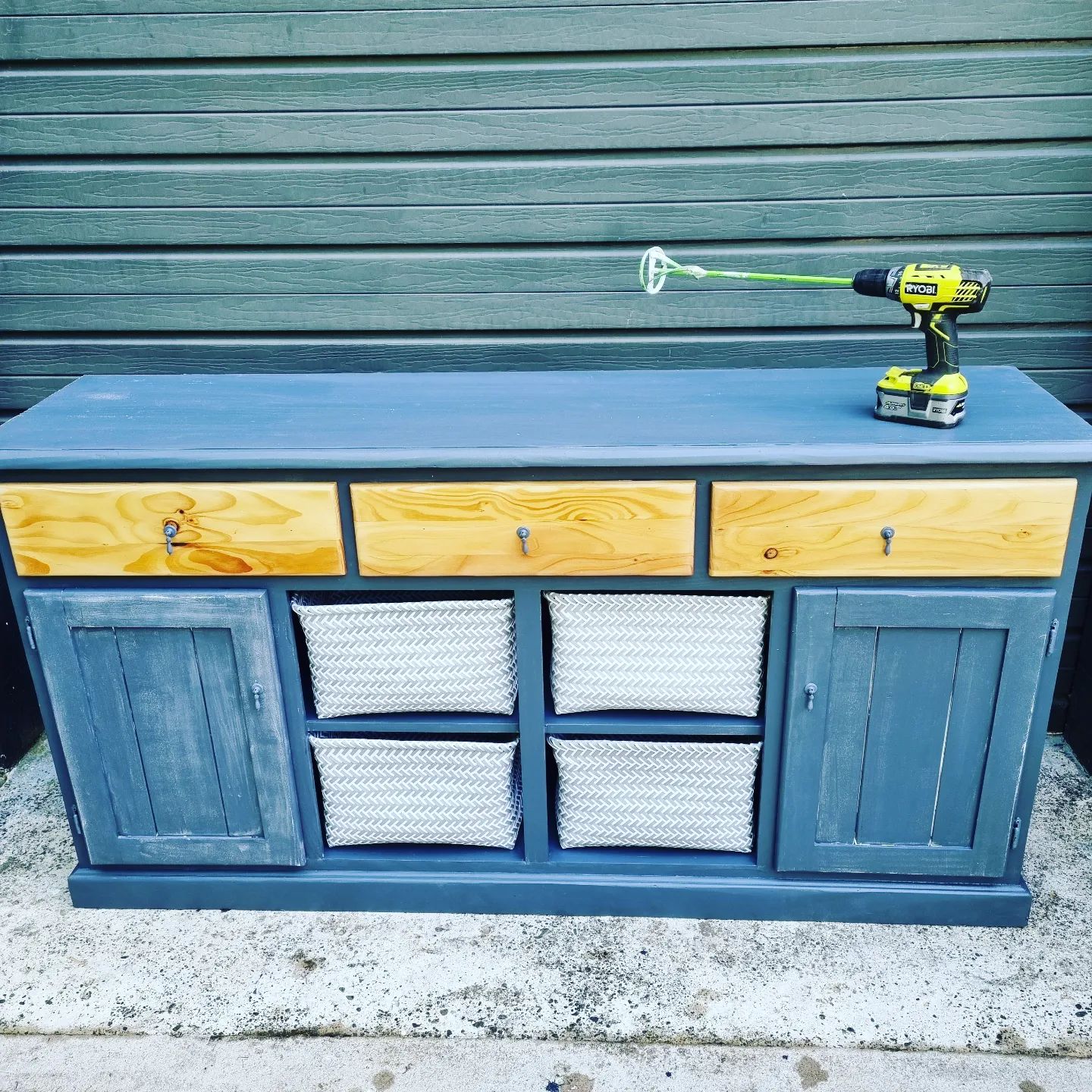 Long weekend project. Transformed this bottom of a hutch dresser into a shabby chic buffet. Yes, my husband has lots of ryobinz tools. My favourite cheat is using one of his drills to stir paint, because ain't nobody got time for that! I also cannot upcycle all the things without my four Ryobi Sanders. One of which my husband bought in 1993! #builttolast #ryobimade I have two random orbital sanders and a palm sander as well. Another cheat is using two sanders at once. Hey, we've got two hands for a reason 😜 Pity I wasn't born an octopus 🐙