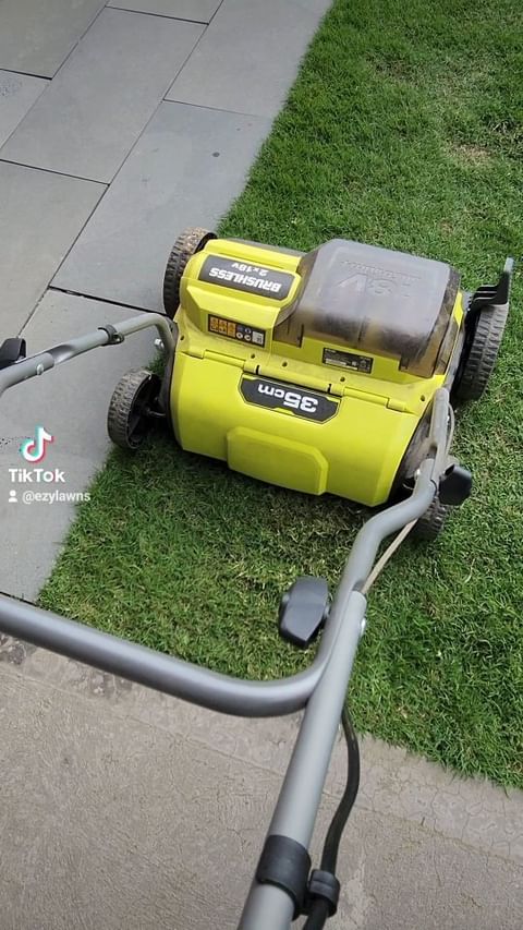 Dethatching is a great tool to incorporate into your weekly or monthly lawncare program.
I'm using the Ryobi Dehatching attachment for the Ryobi Scarifier to go over the lawn and talk about what benefits dethatching can bring you throughout the growing
season.

ryobiau

#ryobiau #ryobimade #lawncare #tahoma31 #dethatching #lawn #spring #grass #program #scarifier #battery #18v #tools #one+ #backyard