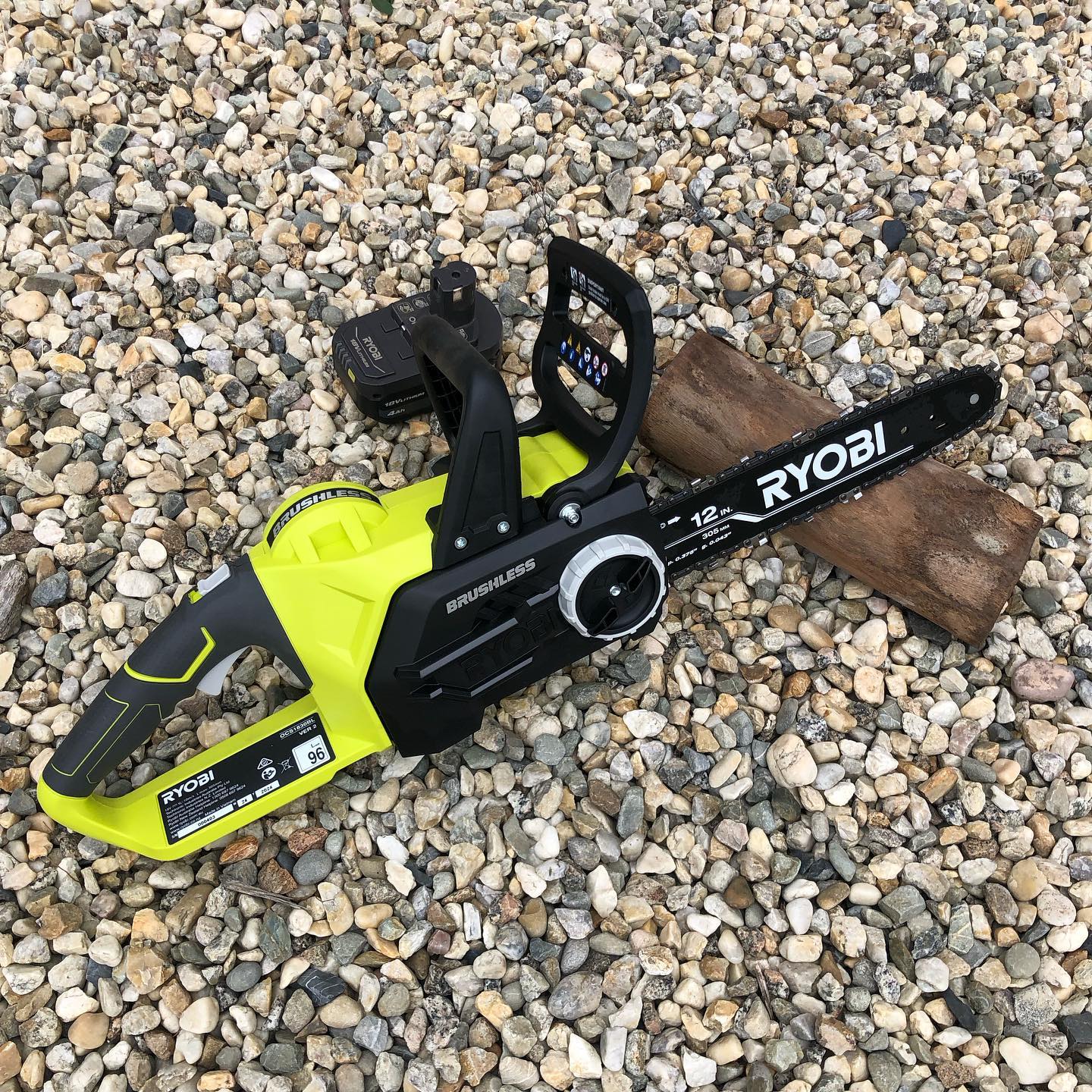 New camping toy. Didn’t want a petrol (gas) one and I wish they made left handed chainsaws! Should make campfire wood processing easier.  #ryobi #ryobianz ryobiau #ryobimade #axe #chainsaw #firewood #campfire #camping #bushcraft #axeaddicts #axejunkies #australianaxeforum