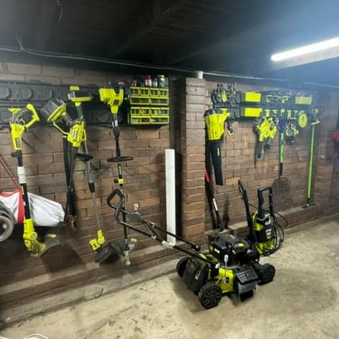 Every year, on April 26, the day is dedicated to proper planning, cleaning up, and decluttering — Get Organised Day!

Check out how some of our MyRYOBI Community members are using the Link Modular System to organise their space.

Add RYOBI LINK to your wish list today.

📸: Kym L, Barry O and Kyle N.

#RYOBIau #BatteryPowered #PowerTools #Organisation #LinkSystem