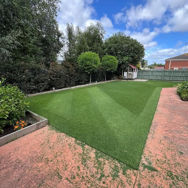 @suburbanlawngeek used the RYOBI 36V Brushless Scarifier to promote a healthier, fuller lawn. 

Did you know the Scarifier effectively removes thatch, allowing rainwater, sunshine and nutrients to the soil and promotes growth? 🌱

Head to the link in our bio to find out more about this tool.

#RYOBIau #batterypowered #RYOBIpowertools #RYOBImade #scarifier #lawncare