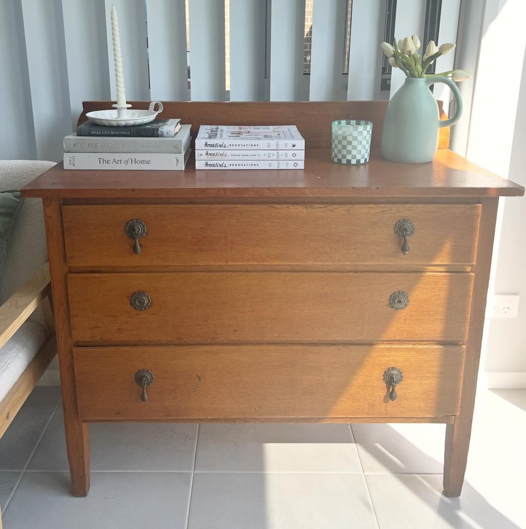 @oakpatchbybrooke gives this set of draws a second life with the RYOBI 18V ONE+ Random Orbital Sander👌

Are you working on an upcycle project? Don't forget to tag @ryobiau and #RYOBImade for your chance to be featured

#RYOBIau #BatteryPowered #RYOBIPowerTools #DIY #HomeUpgrades