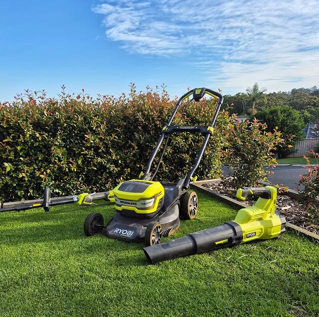 Nothing says springtime quite like a garden TLC project! 😆

What RYOBI battery-powered garden product do you need in your collection?

Check out Ethan MH's go-to RYOBI products!

#RYOBIau #BatteryPowered #RYOBIMade #RYOBIPowerTools #Backyard #Gardening