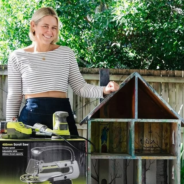 🎄✨ Get ready for the ultimate Christmas DIY project with jaharnquinn: an Upcycled Gingerbread Dollhouse!

This season, RYOBI has everything you need for your holiday DIYs. From decorating to building and crafting one-of-a-kind pieces, the RYOBI 18V ONE+ range has the perfect product for every step.

Find your next product today through the link in our bio.

#RYOBIAU #ChristmasDIY #RYOBIPowerTools #GingerbreadHouse