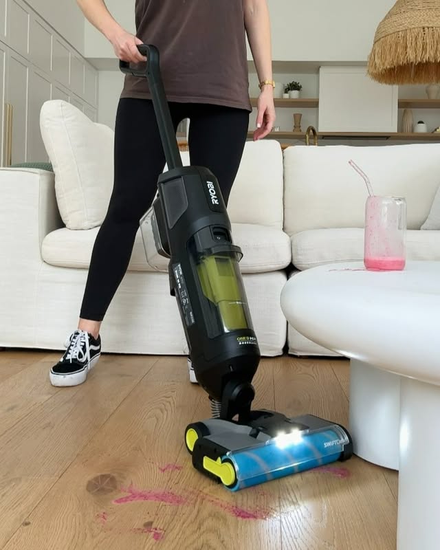 The all-new RYOBI 18V ONE+ HP Wet & Dry Hard Floor Cleaner tackles wet and dry messes in one action with ease.

Plus, it’s part of the 18V ONE+ range, meaning one battery powers all your RYOBI products. 🔋

Find out more about our cleaning range today through the link in our bio!

#RYOBIau #CleaningASMR #FloorCleaning #Vacuum