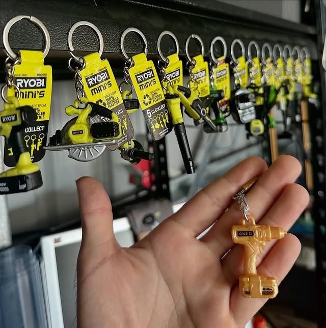 Have you got your hands on the golden RYOBI keychain in your collection yet?✨

Head over to the RYOBI Facebook Community Group to share your collection and projects, link in our bio!

📸: @mattcooper87

#RYOBIau #Collectibles #DIYCommunity #Collection #DIYProjects