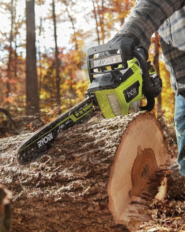 Check out May's Tool of the Month in action 🤩

The RYOBI 36V HP Brushless 18" Chainsaw is the perfect product for those big garden maintenance projects such as felling trees, log removal or firewood. 

Would this help in your garden? Be sure to add it to your wishlist today!

#RYOBIau #BatteryPowered #Chainsaw #Firewood #GardenProducts