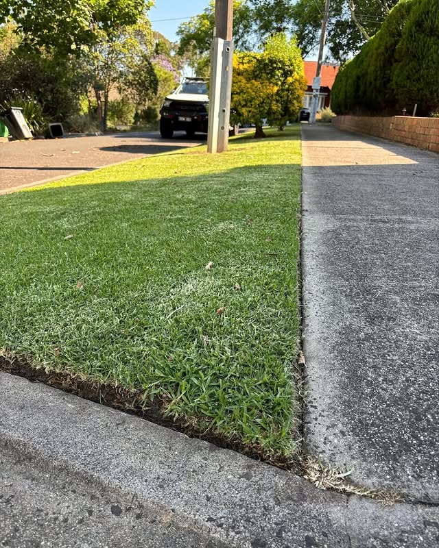 There’s something about a fresh mow and a perfect edge that just hits different!

@maxs.lawnmowing keeps it looking sharp with his RYOBI collection, all powered by the same 18V ONE+ battery.

Find the perfect addition to your collection today through the link in our bio.

#RYOBIau #BatteryPowered #LawnGoals #Mowing #AutumnGarden