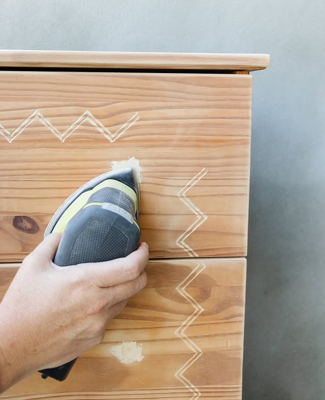 The furniture upcycle inspiration we were all looking for 🙌

@jaharnquinn uses their collection of RYOBI 18V ONE+ products to give these draws an incredible face lift. 

Make sure to save this video for later!

#RYOBIau #BatteryPowered #Collection #Furniture #DIY